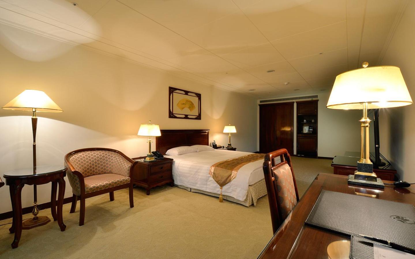 King'S Paradise Hotel Zhongli Eksteriør billede