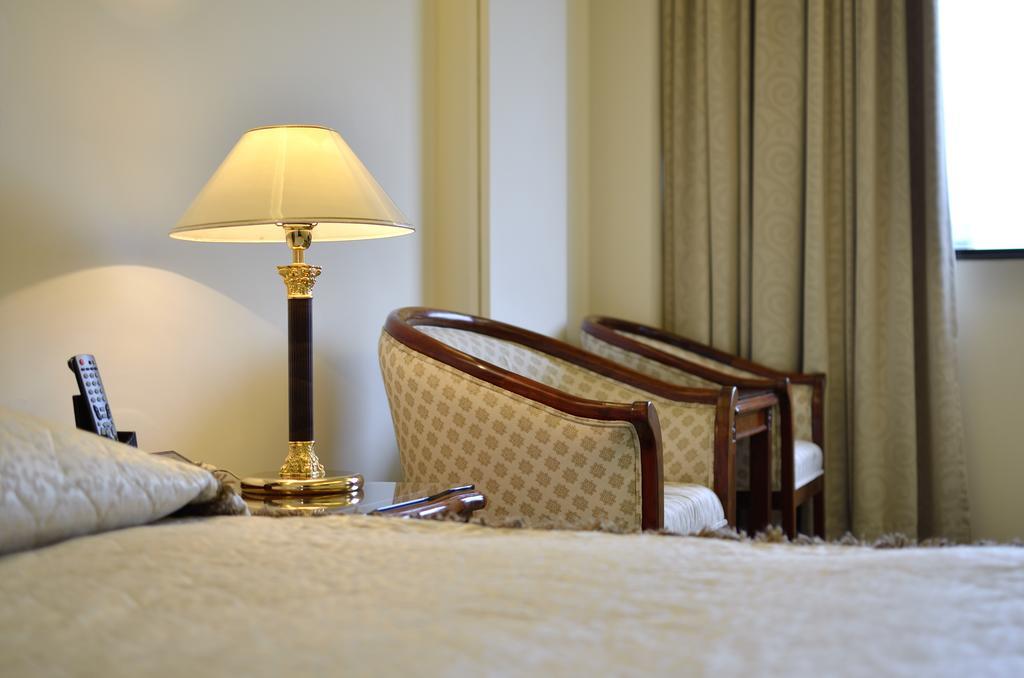 King'S Paradise Hotel Zhongli Værelse billede