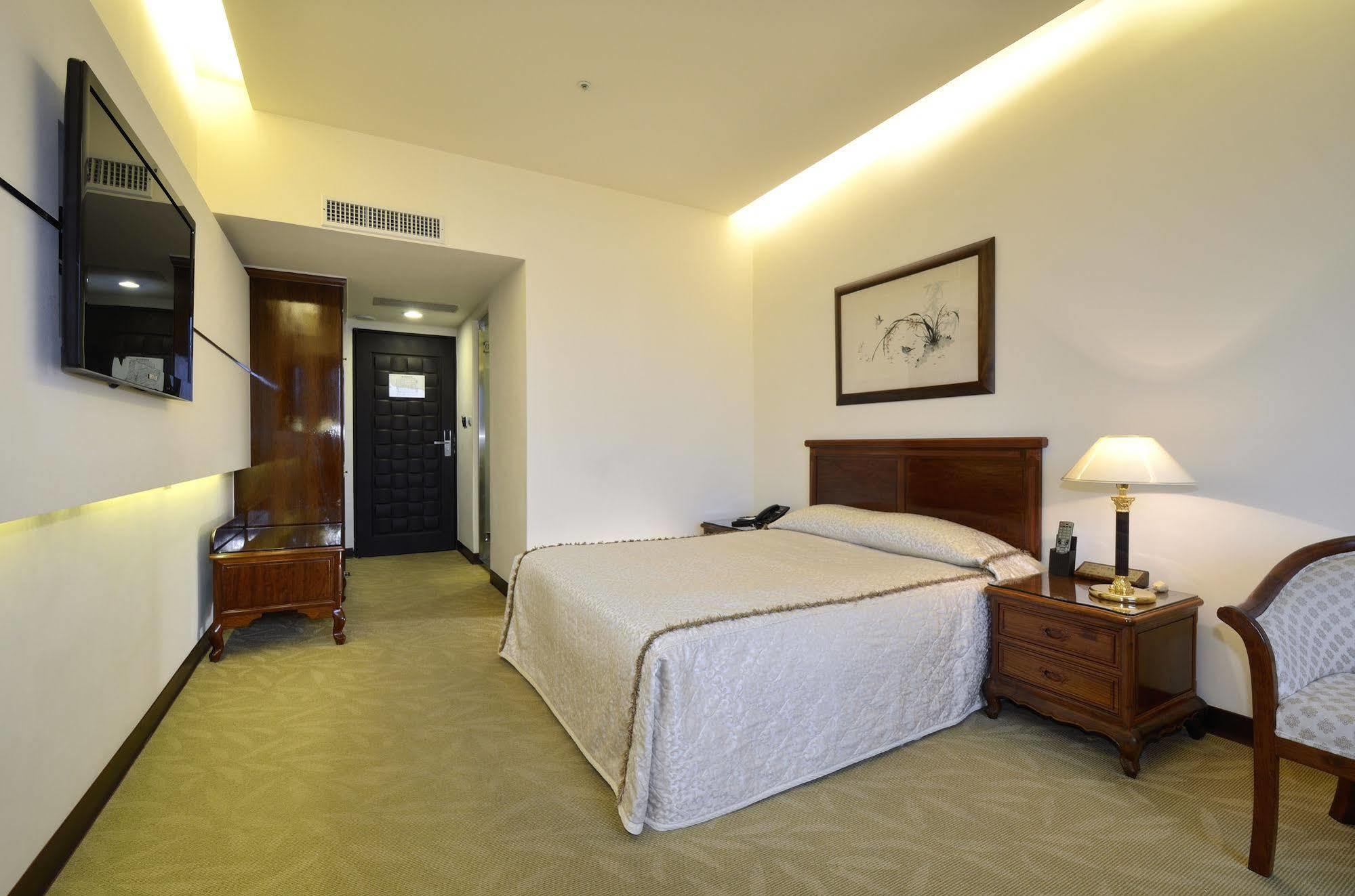 King'S Paradise Hotel Zhongli Eksteriør billede
