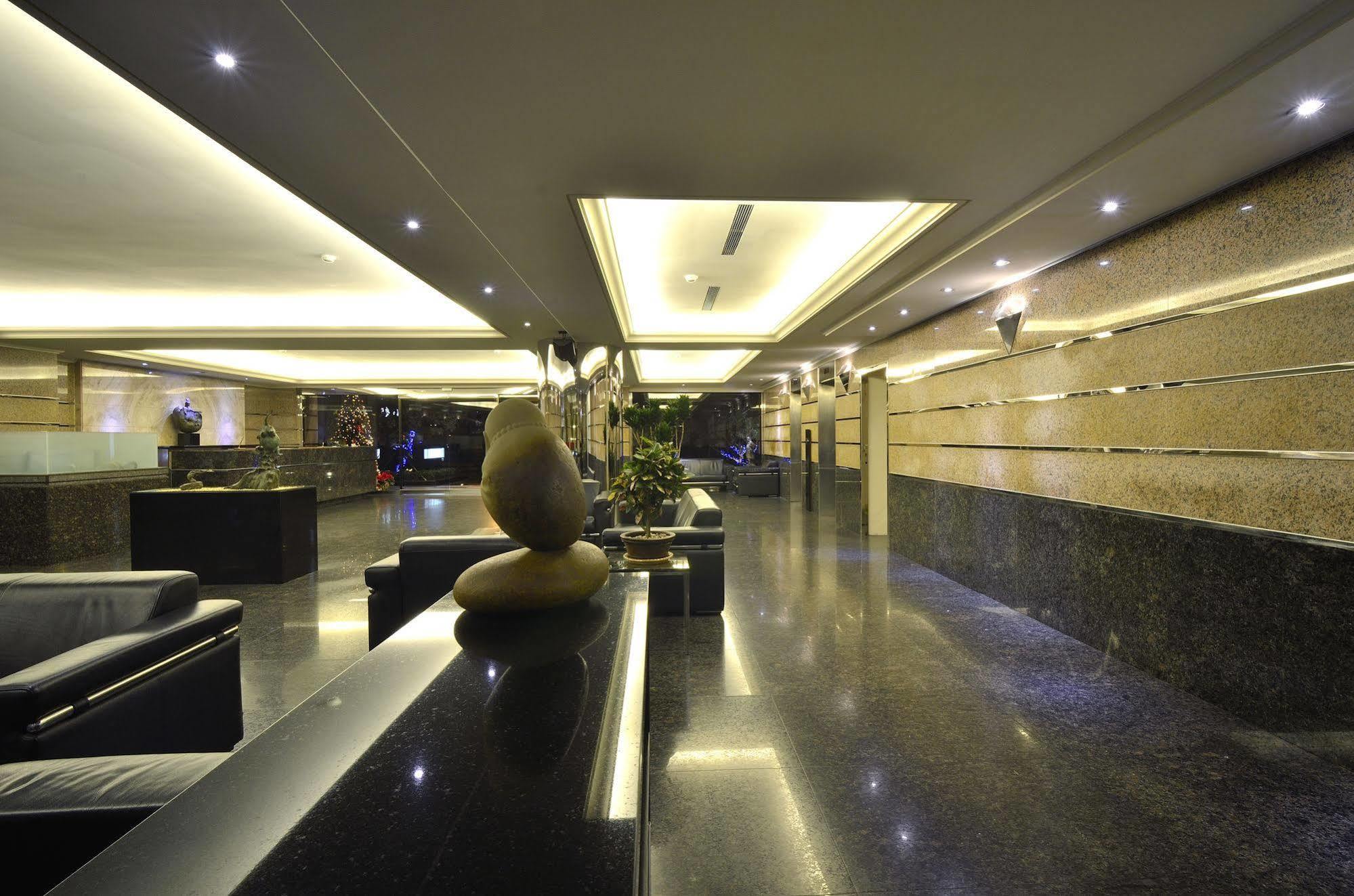 King'S Paradise Hotel Zhongli Eksteriør billede