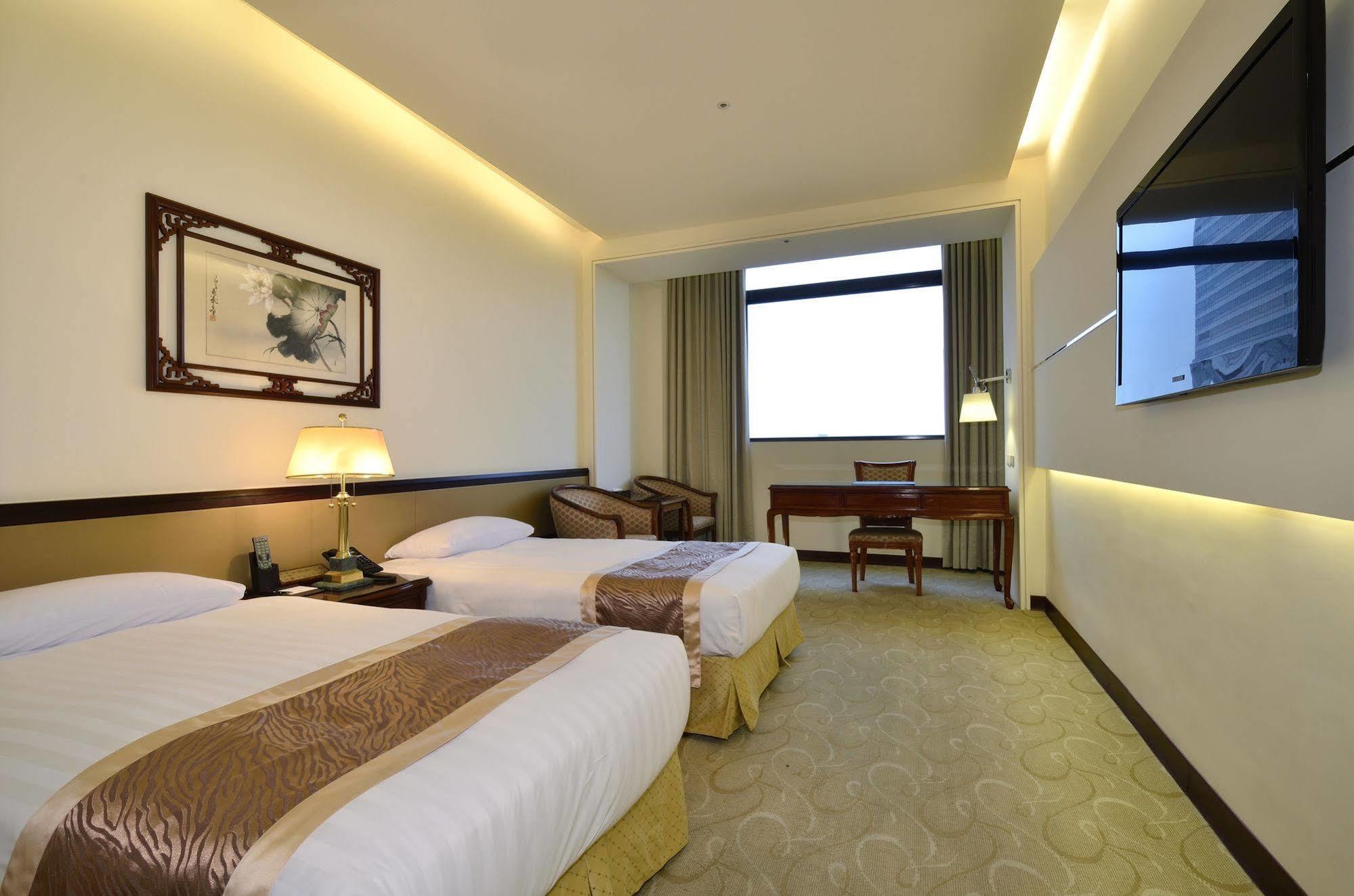 King'S Paradise Hotel Zhongli Eksteriør billede